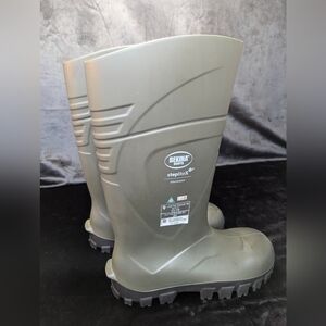 Bekina StepliteX SolidGrip Unisex Rubber Toe Boot Size 11 READ DESCRIPTION